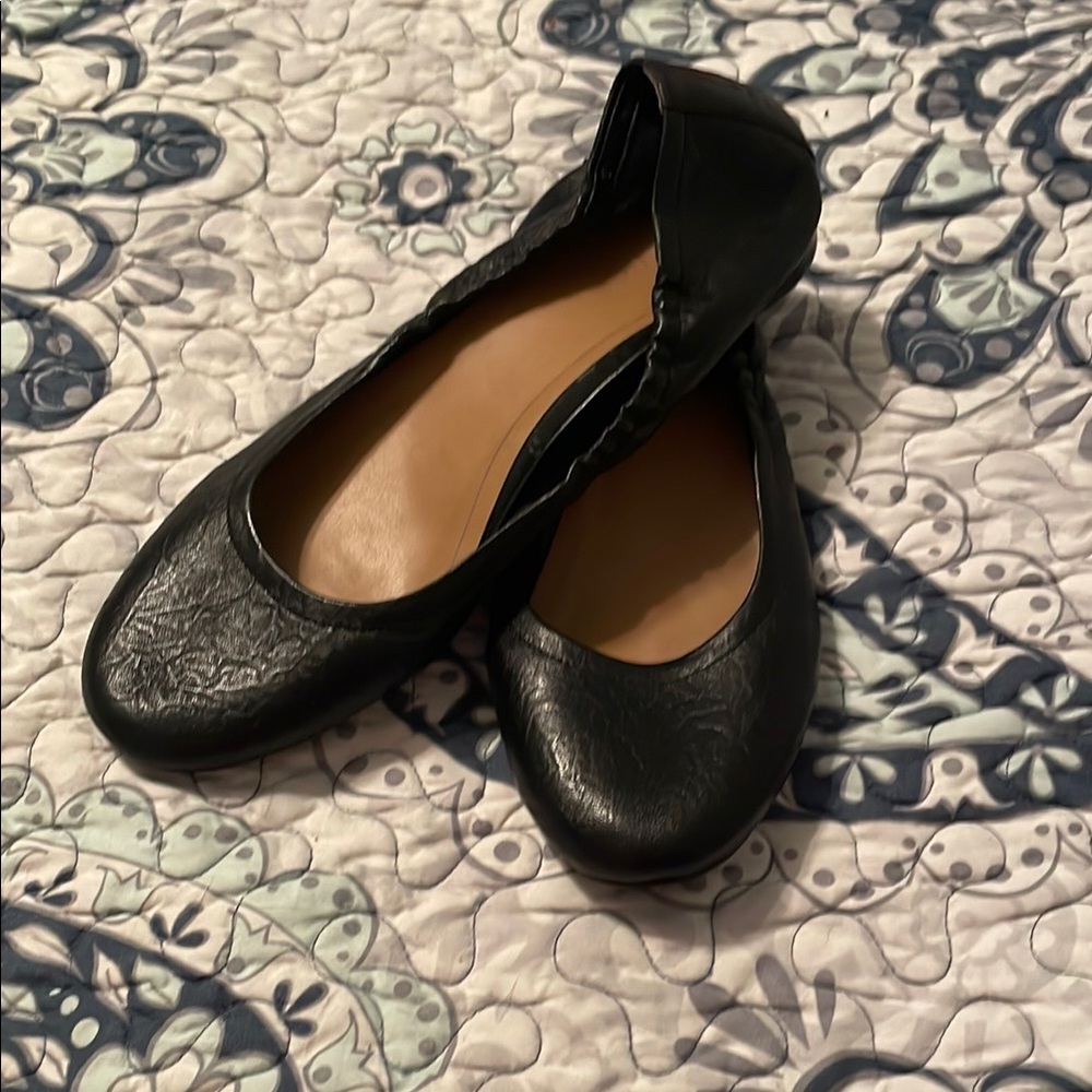 Black Leather Ballet Flats